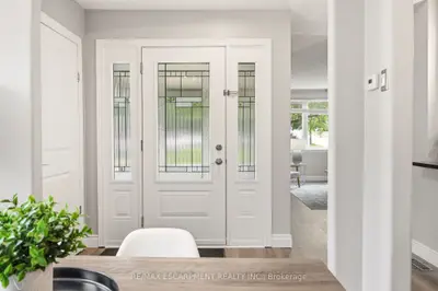 2353 Middlesmoor Crescent, Burlington, On L7p 3x4