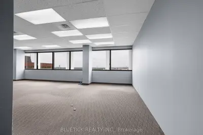700 Dorval Drive 704, Oakville, On L6k 3v7