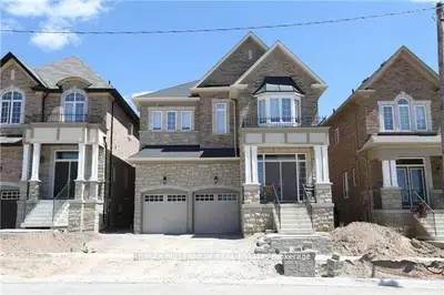 Detached in Brampton