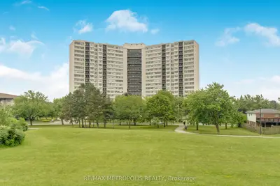 530 Lolita Gardens 1903, Mississauga, On L5a 3t2
