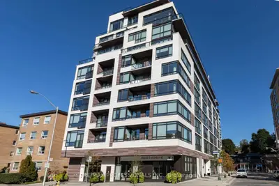 Condo Apartment in Toronto