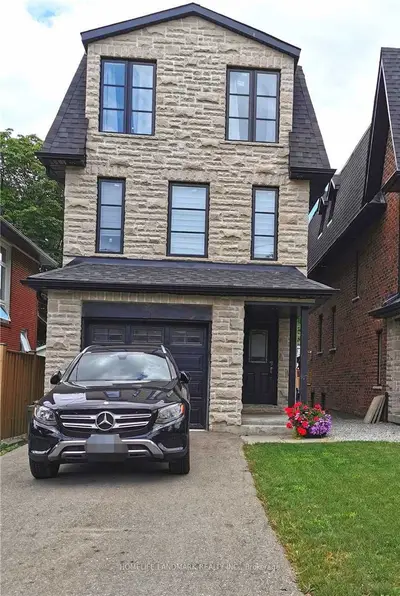Detached in Toronto