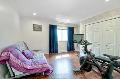 Detached in Oakville