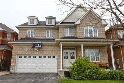Detached in Brampton