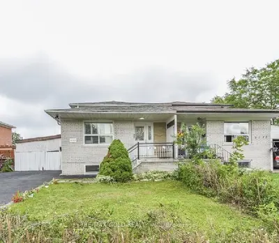 Semi-Detached in Mississauga