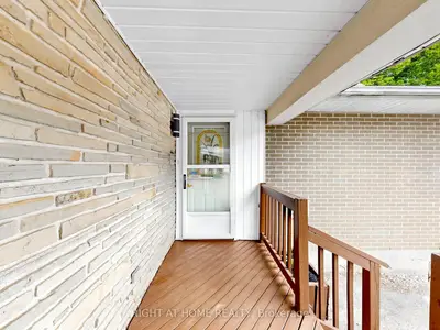 8 Caledonia Road, Orangeville, On L9w 2v3