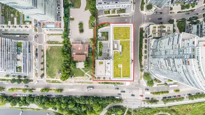 65 Annie Craig Drive 316, Toronto, On M8v 0g3
