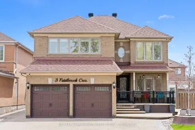 3 Fiddleneck Crescent, Brampton, On L6r 1r2