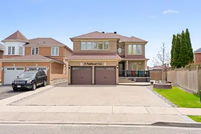 3 Fiddleneck Crescent, Brampton, On L6r 1r2