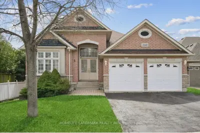 Detached in Oakville