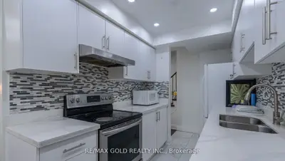 Semi-Detached in Brampton