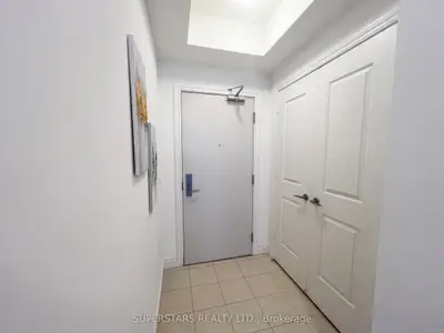 80 Marine Parade Drive 2302, Toronto, On M8v 4b4