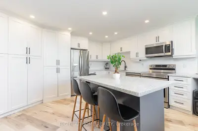 530 Lolita Gardens 505, Mississauga, On L5a 3t2
