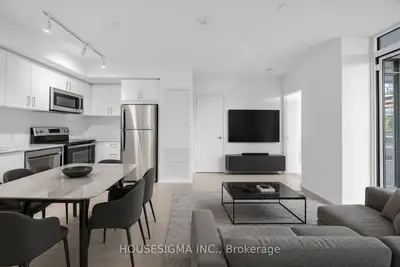Condo Apartment in Toronto