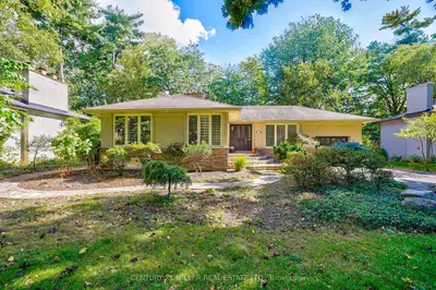 Detached in Oakville