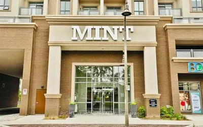 Condo Apartment in Oakville