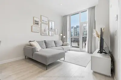 Condo Townhouse in Mississauga