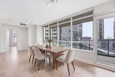 36 Park Lawn Road 710, Toronto, On M8y 0e5