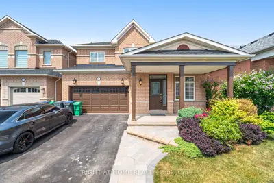 3737 Brinwood Gate, Mississauga, On L5m 7g9