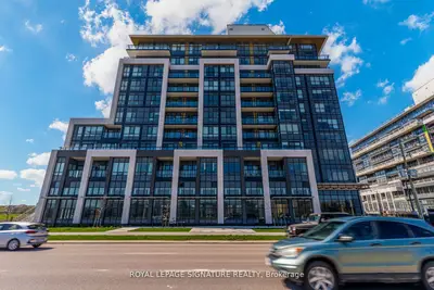 Condo Apartment in Oakville