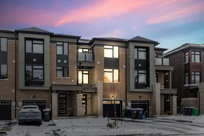 158 Keppel Circle, Brampton, On L7a 5k7