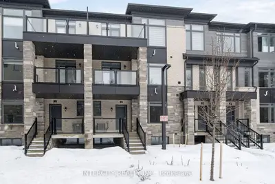 Condo Townhouse in Caledon