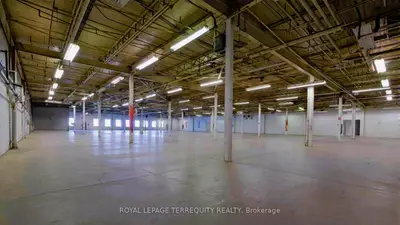 122 Industry Street, Toronto, On M6m 4l8