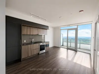 Condo Apartment in Mississauga