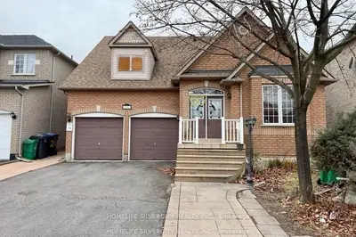Detached in Brampton