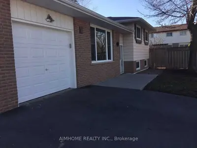 Lower Level in Oakville