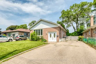 201 Thistle Down Boulevard, Toronto, On M9v 1k4