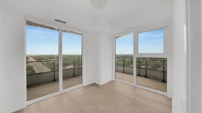 Condo Apartment in Brampton