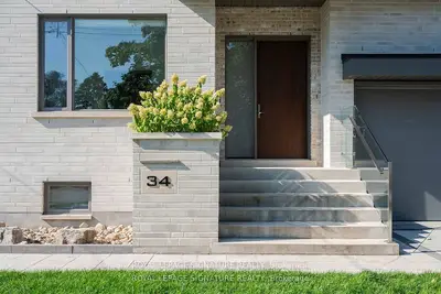 34 Edgecroft Road, Toronto, On M8z 2b6