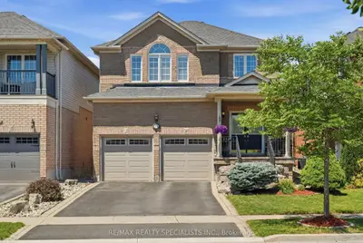 212 Ellis Crescent, Milton, On L9t 6b5