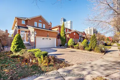 Detached in Mississauga