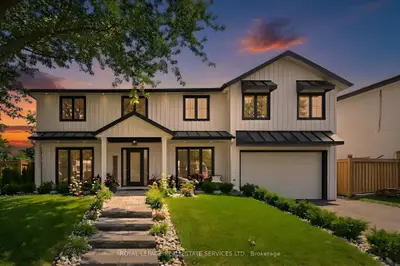 2212 Urwin Crescent, Oakville, On L6l 2t2