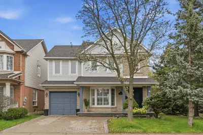 Detached in Burlington
