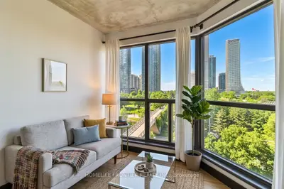 2261 Lakeshore Boulevard W 611, Toronto, On M8v 3x1