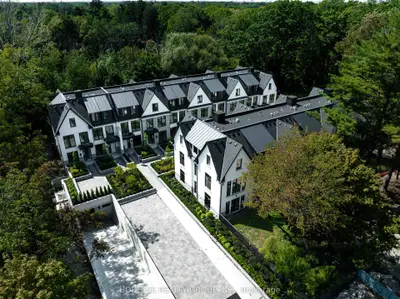 Condo Townhouse in Mississauga