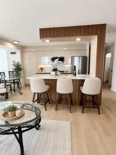 Condo Apartment in Mississauga