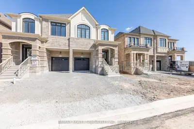 Semi-Detached in Milton