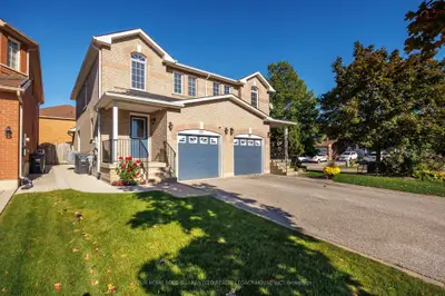 Semi-Detached in Caledon