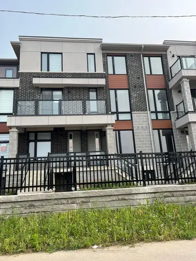 70 Knotsberry Circle 55, Brampton, On L6y 6g1