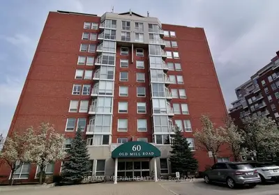 Condo Apartment in Oakville