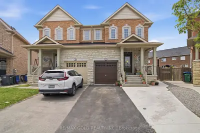 Semi-Detached in Brampton