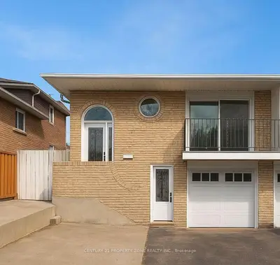 Semi-Detached in Brampton