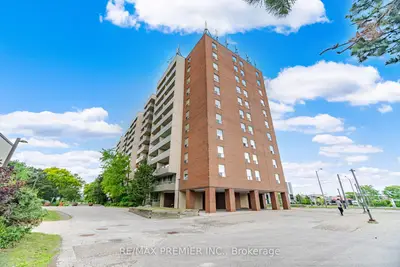 1 Four Winds Drive 701, Toronto, On M3j 2t1