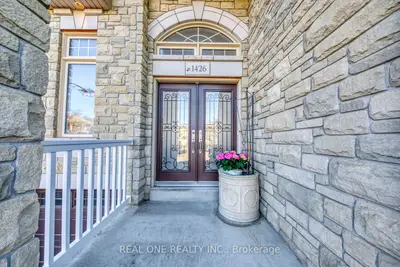 1426 Redwing Court, Oakville, On L6m 5e6