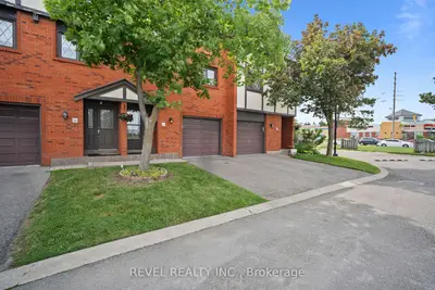3360 Council Ring Road 57, Mississauga, On L5l 2e4