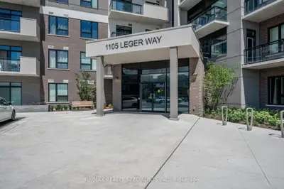 Condo Apartment in Milton